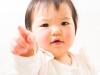 1歳半までに指さし をしないのは異常なの？