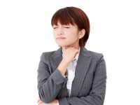 呼吸困難に陥る可能性も… 急性喉頭蓋炎の原因や症状 とは