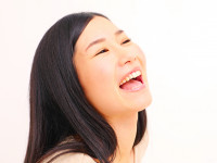 笑うことで健康に！ 「笑い」が生み出す健康効果