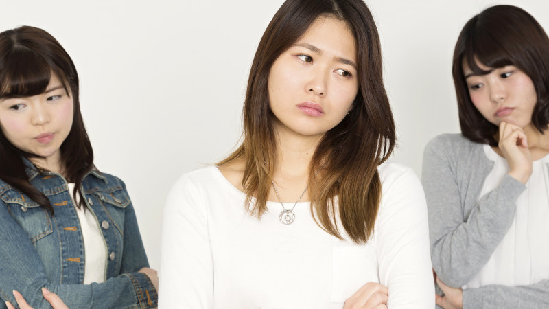 行き過ぎた団結力？ 「ピア・プレッシャー(同調圧力)」を回避する方法