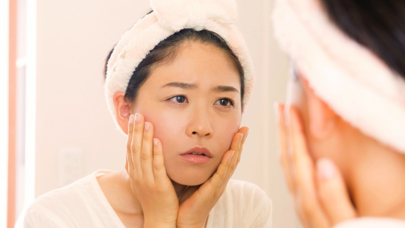 また、むくんでる…「顔のむくみ」原因と対策