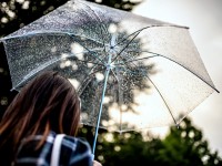 梅雨時の「ダルさ」「疲労感」に6つの方法