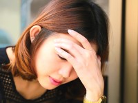 「頭痛持ち」は必見、偏頭痛の前兆はコレ