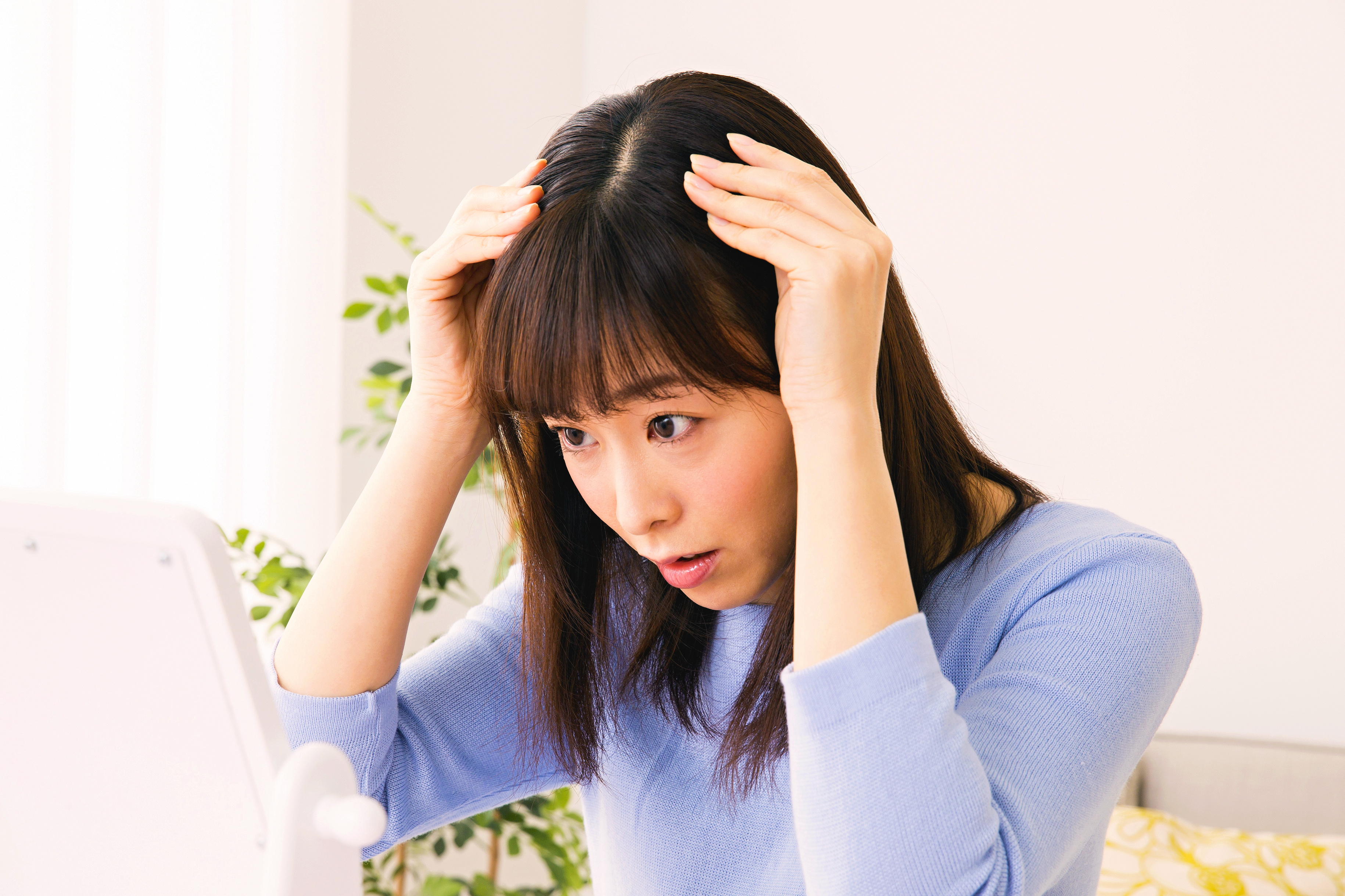 女性の薄毛はどういう理由？原因と対策