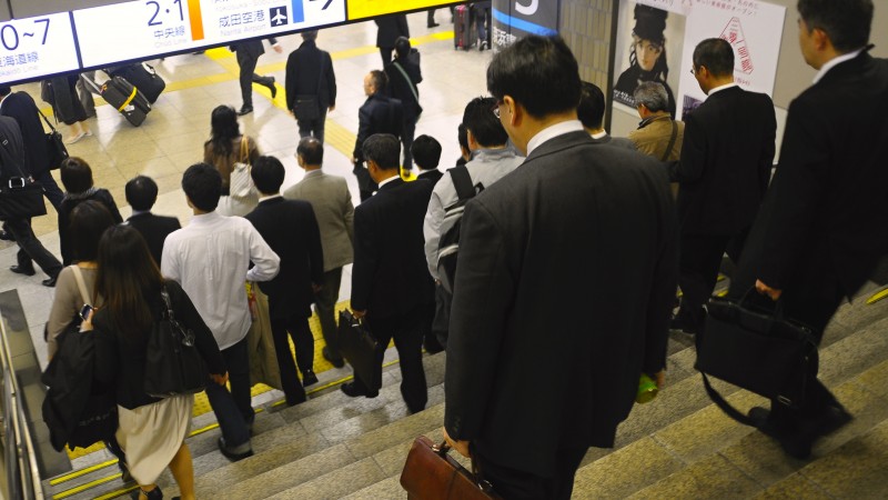 階段から転んだ！落ちた！ そのときに知っていたいこと
